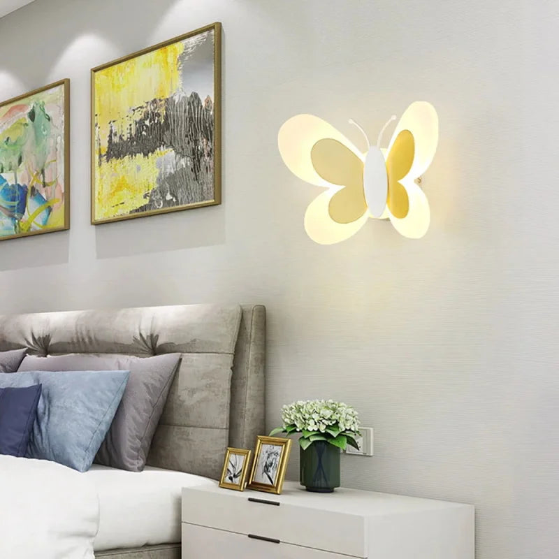 Luminária de Parede Estilo Borboleta Ama Mamma - Ama Mamma